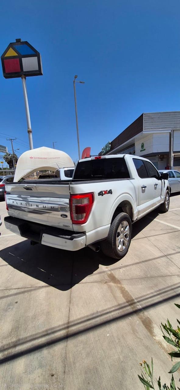 Ford F 150 Platinum 3 5 EcoBoost (2022) Imagen 8