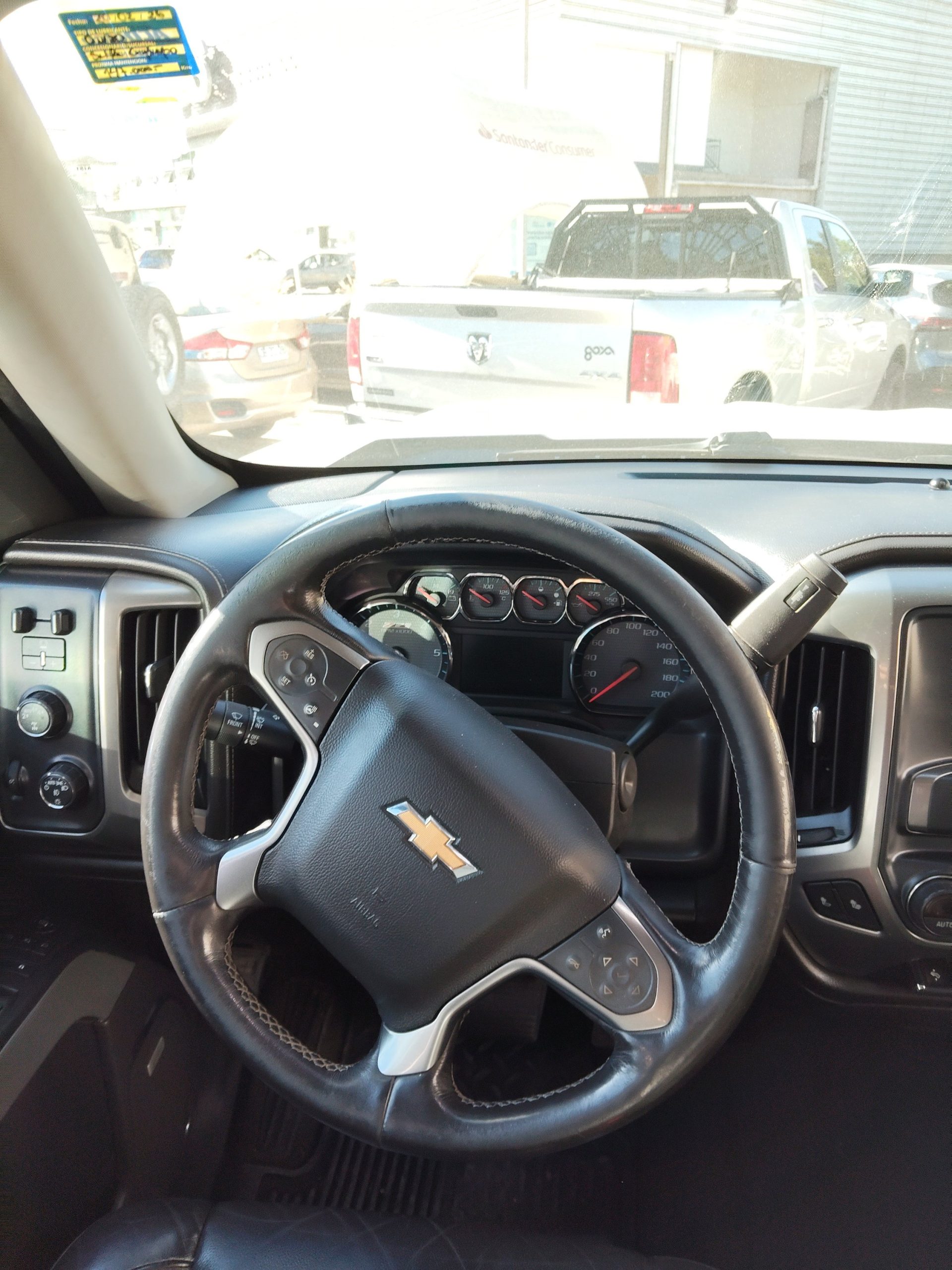 Chevrolet Silverado LTZ 4x4 2019 Imagen 8