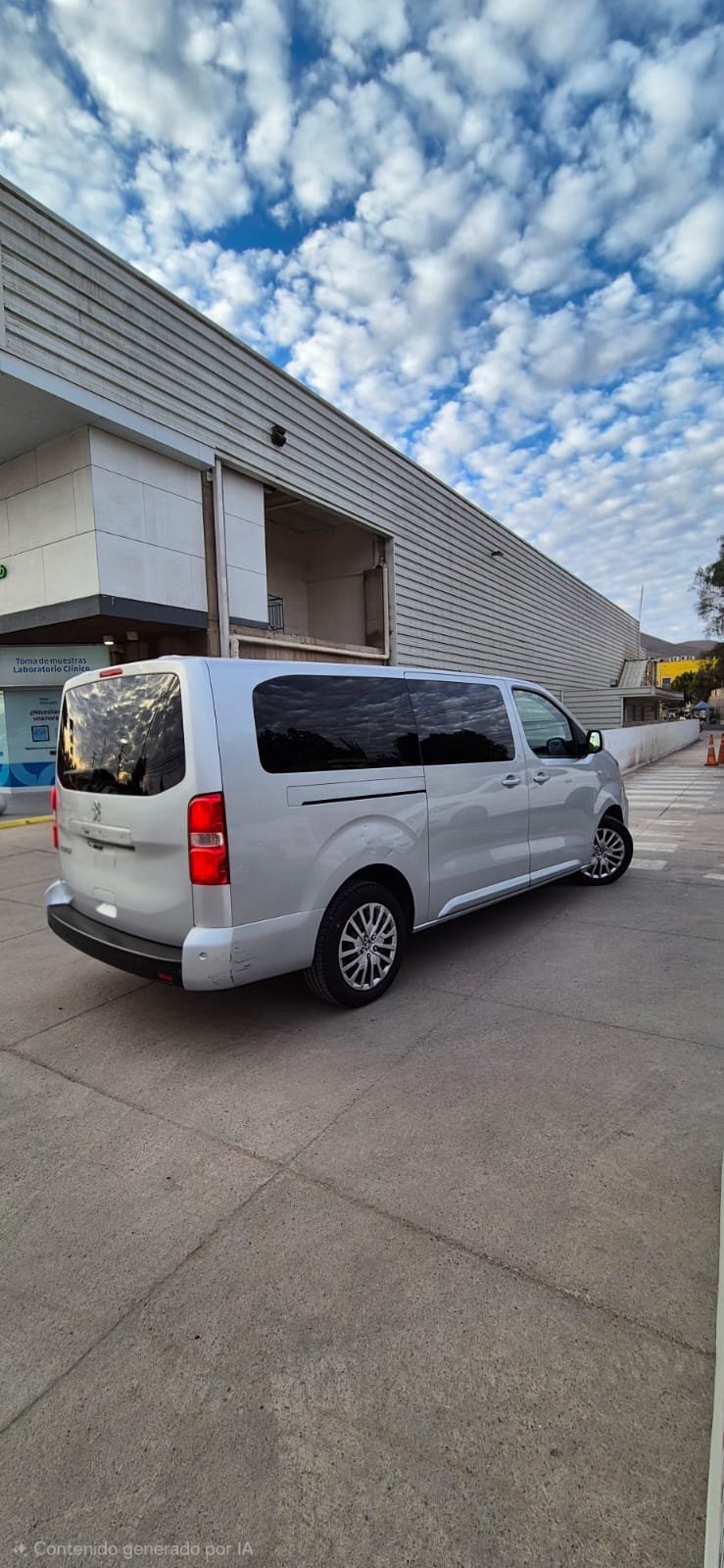 Peugeot traveler bussines 2025 Imagen 7
