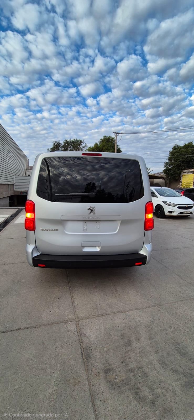 Peugeot traveler bussines 2025 Imagen 3