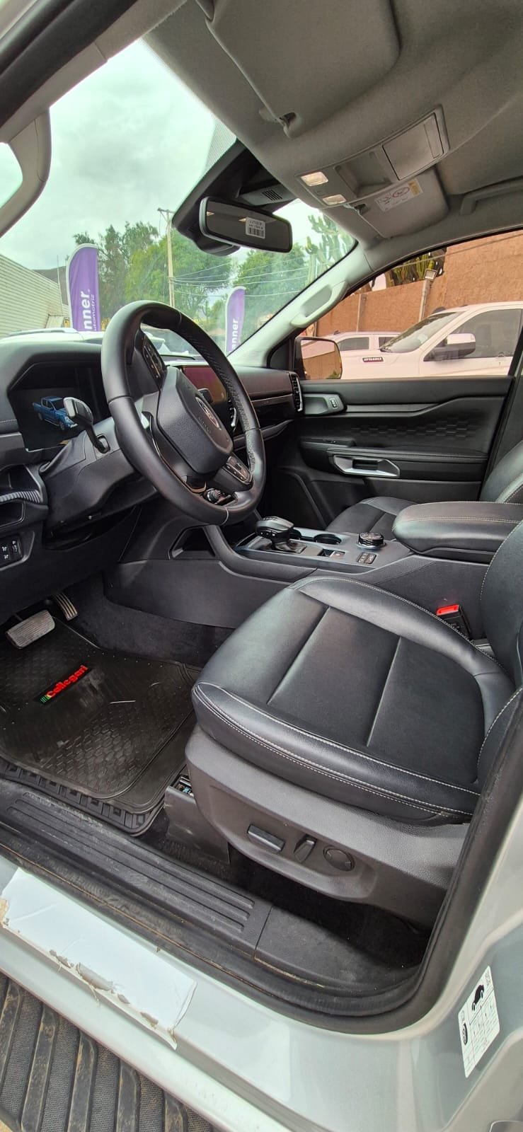 Ford Ranger limited año 2025 Imagen 8