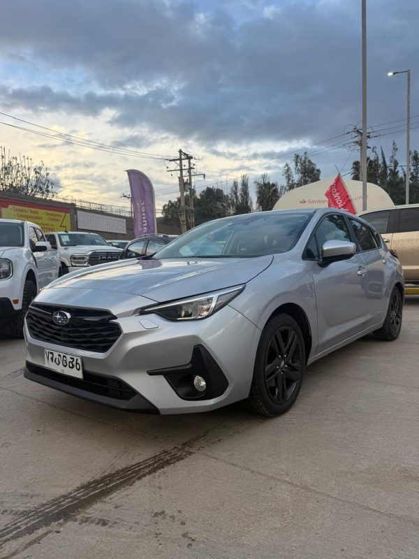 Subaru impreza 2 0i AWD CVT Dynamic EyeSight